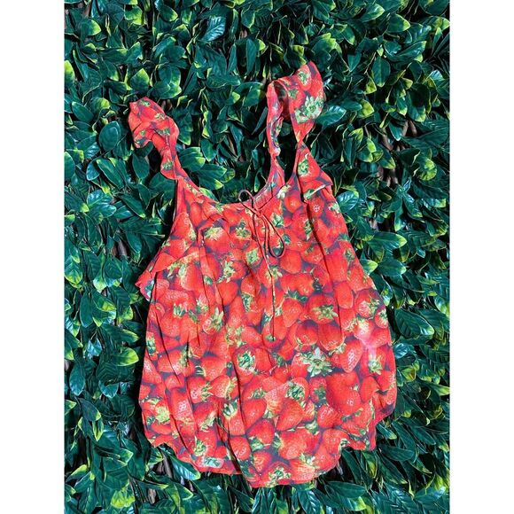 Anthropologie Strawberry Print Blouse Tank Top Chiffon Lightweight Red Size 6 - Picture 5 of 7